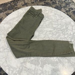 MOTHER High Waisted Looker Ankle Fray   24